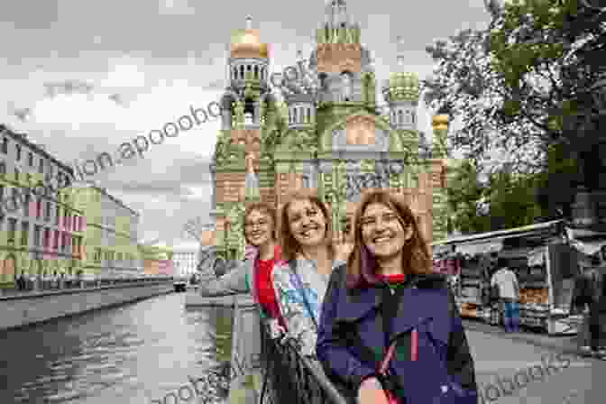 Saint Petersburg Complete Guide Book Cover SAINT PETERSBURG : Complete Guide Jim Hargan